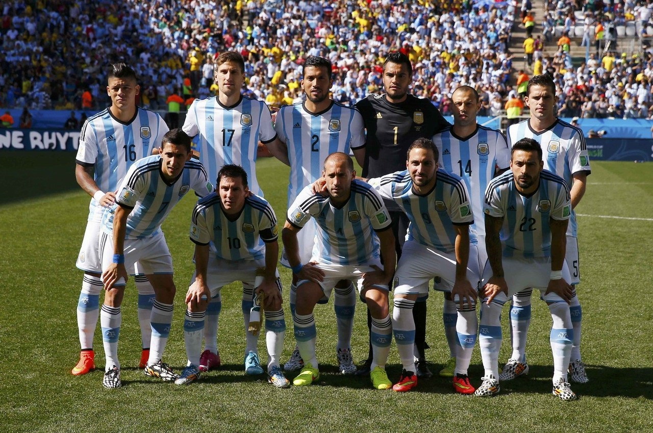 向前传球比 向前传球比